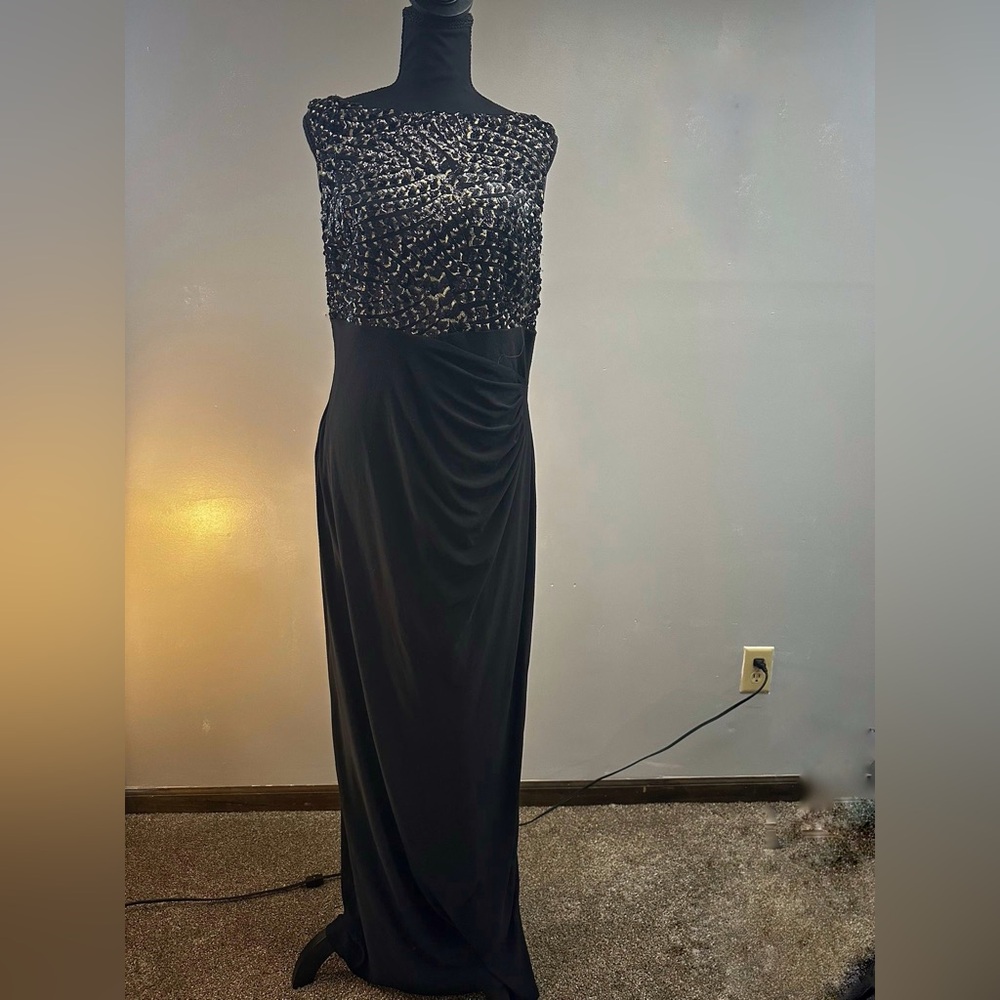 Elegant Black Evening Gown
